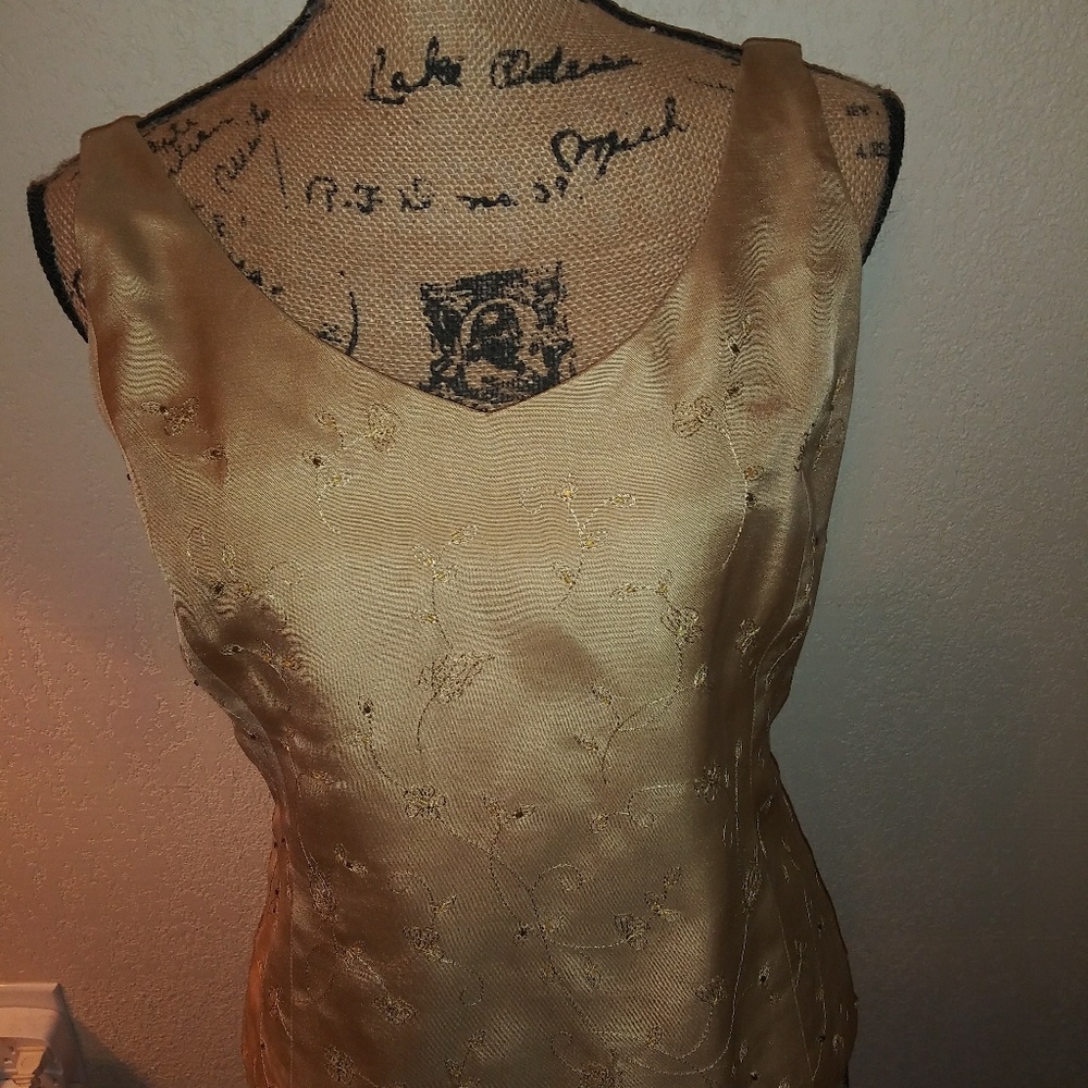 Women's pant suit